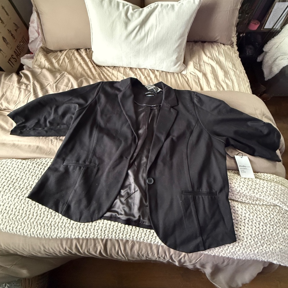 Torrid Black Blazer NWT